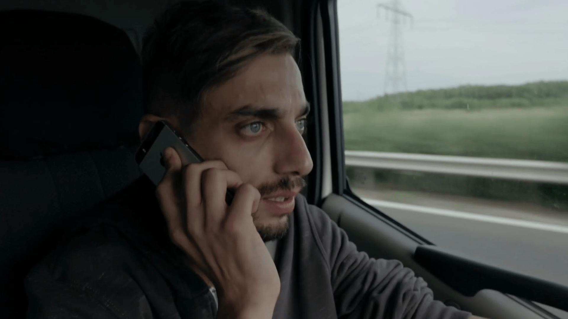 6_Cargo_Still