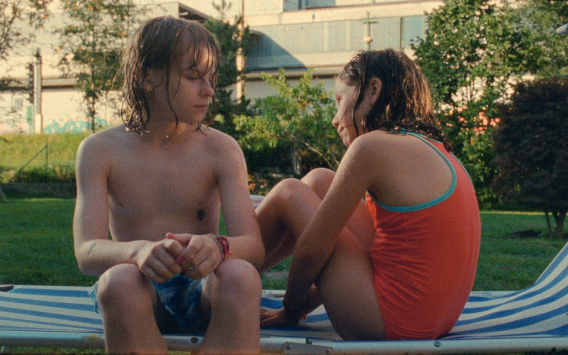 SELECT_BADEANZUG_Still1